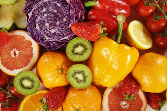 Las cáscaras de frutas y verduras tienen impacto benéfico en la salud.