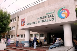 Entrada al Centenario Hospital Miguel Hidalgo