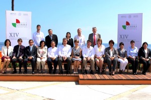 Ministras y Ministros de Salud Iberoamericana sentados