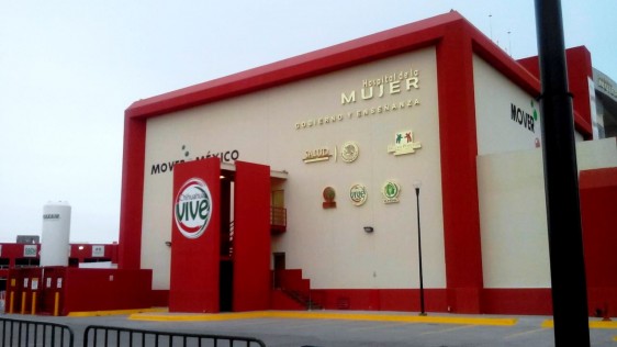 Fachada del Hospital de la Mujer en Ciudad Juárez, Chihuahua