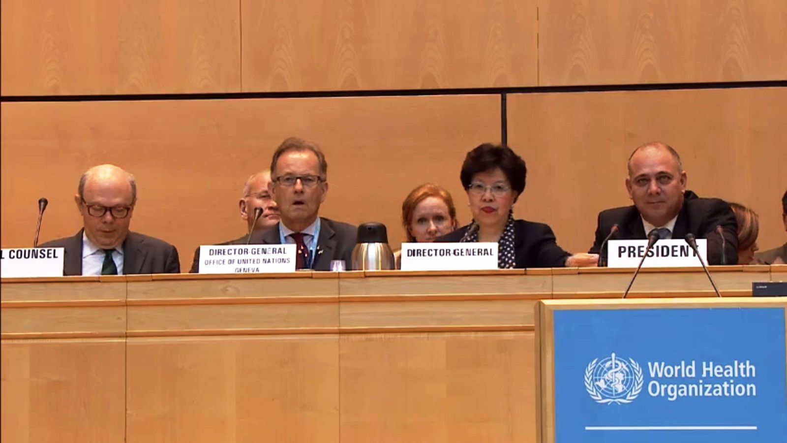 Mesa directiva de la ceremonia de inaguración de la 68.ª Asamblea Mundial de la Salud