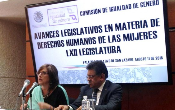 Presenta documento Avances Legislativos en Materia de Derechos Humanos de las Mujeres
