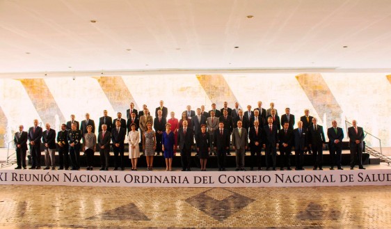 La titular de Salud Federal, Mercedes Juan junto con el gobernador de Chihuahua, César Duarte Jáquez, inauguraron la XI Reunión Nacional Ordinaria del Consejo Nacional de Salud