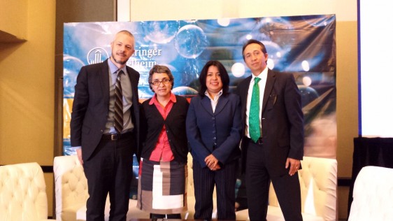 Dr. Marino Fernandez, Dra. Mayra Mejía, Dra. Ivette Buendía, Jorge del Río