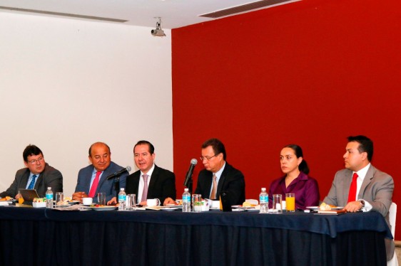 Comisionado Federal para la Protección contra Riesgos Sanitarios, Julio Sánchez y Tépoz, en la reunión de Concamin