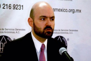 Dr. Roberto Caran Araujo, Presidente de la Asociaccion de Alcoholicos Anonimos