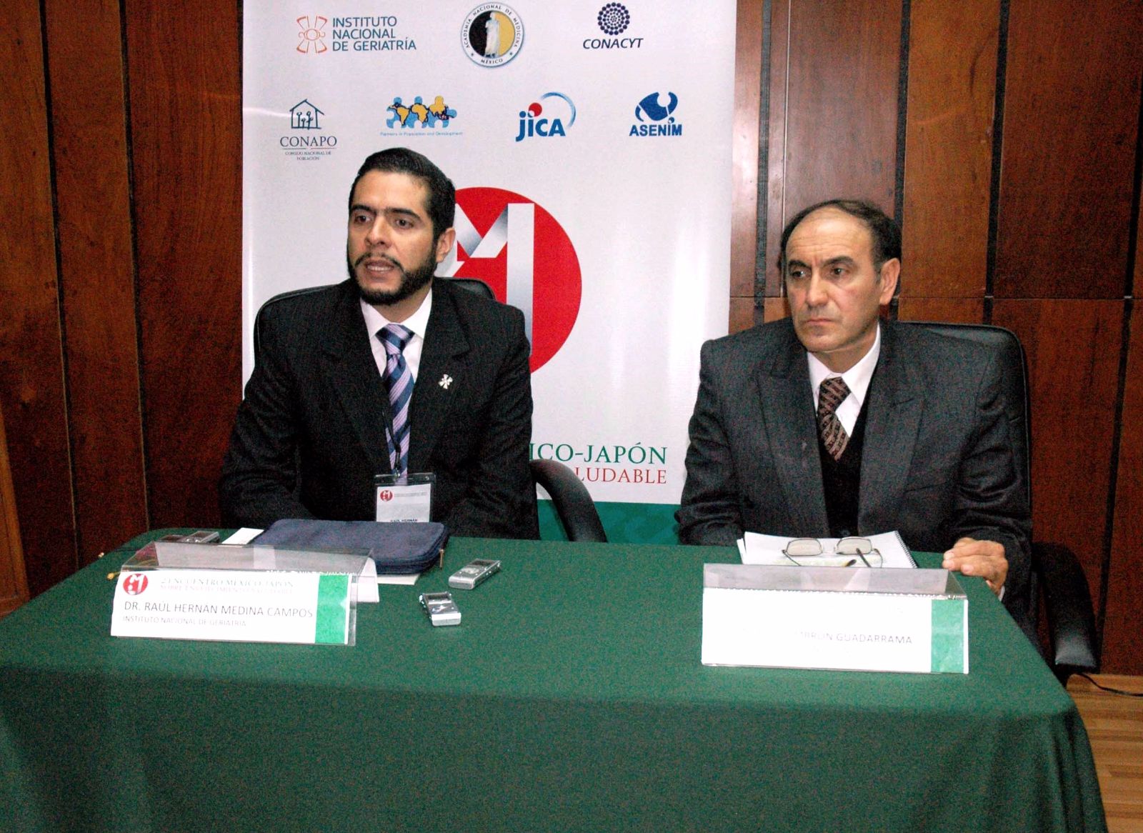 Dr Raul Hernan Medina Campos, Instituto Nacionsl de Geriatria y Mtro Jesus Zimbron Guadarrama Director ajunto de CONAPO