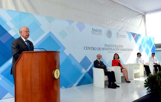 El Secretario de Salud, José Narro Robles, inauguró esta unidad, pionera en el país