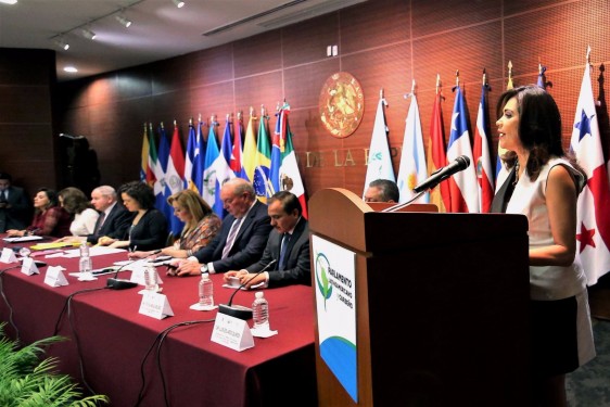 Lograr democracias paritarias requiere crear leyes más estrictas: presidenta del Parlatino