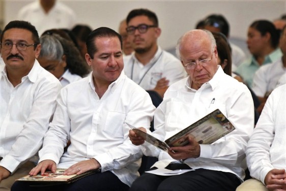 En Mérida, Yucatán, el Secretario de Salud, José Narro Robles, atestiguó el arranque de la campaña