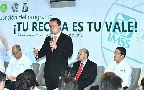 El Director General del IMSS, Mikel Arriola, destacó que con Jalisco son tres las entidades de la República (Ciudad de México y Estado de México son las otras) que benefician ya a 15.4 millones de mexicanos.