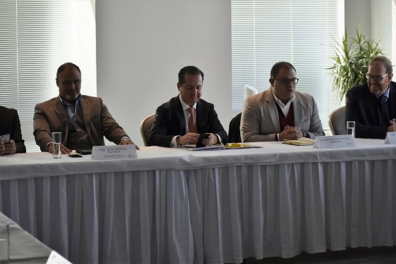 El Comisionado Federal Julio Sánchez y Tépoz se reunió con integrantes de Protección de Cultivos, Ciencia y Tecnología