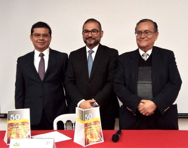 En la conferencia de prensa se contó con la participación del Dr. José Antonio Magaña, Coordinador del Capítulo de Falla Cardiaca y el Dr. Jose Angel Cigarroa López, 