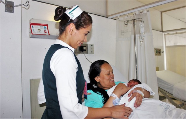 Tres niños y una niña nacieron por cesárea en la semana 34 de gestación, se encuentran estables y con buen pronóstico de salud.