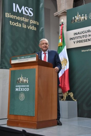 Presidente López Obrador durante la presentación del Plan IMSS 2018-2024 subrayó que "no se permitirá la corrupción en las compras de medicamentos".