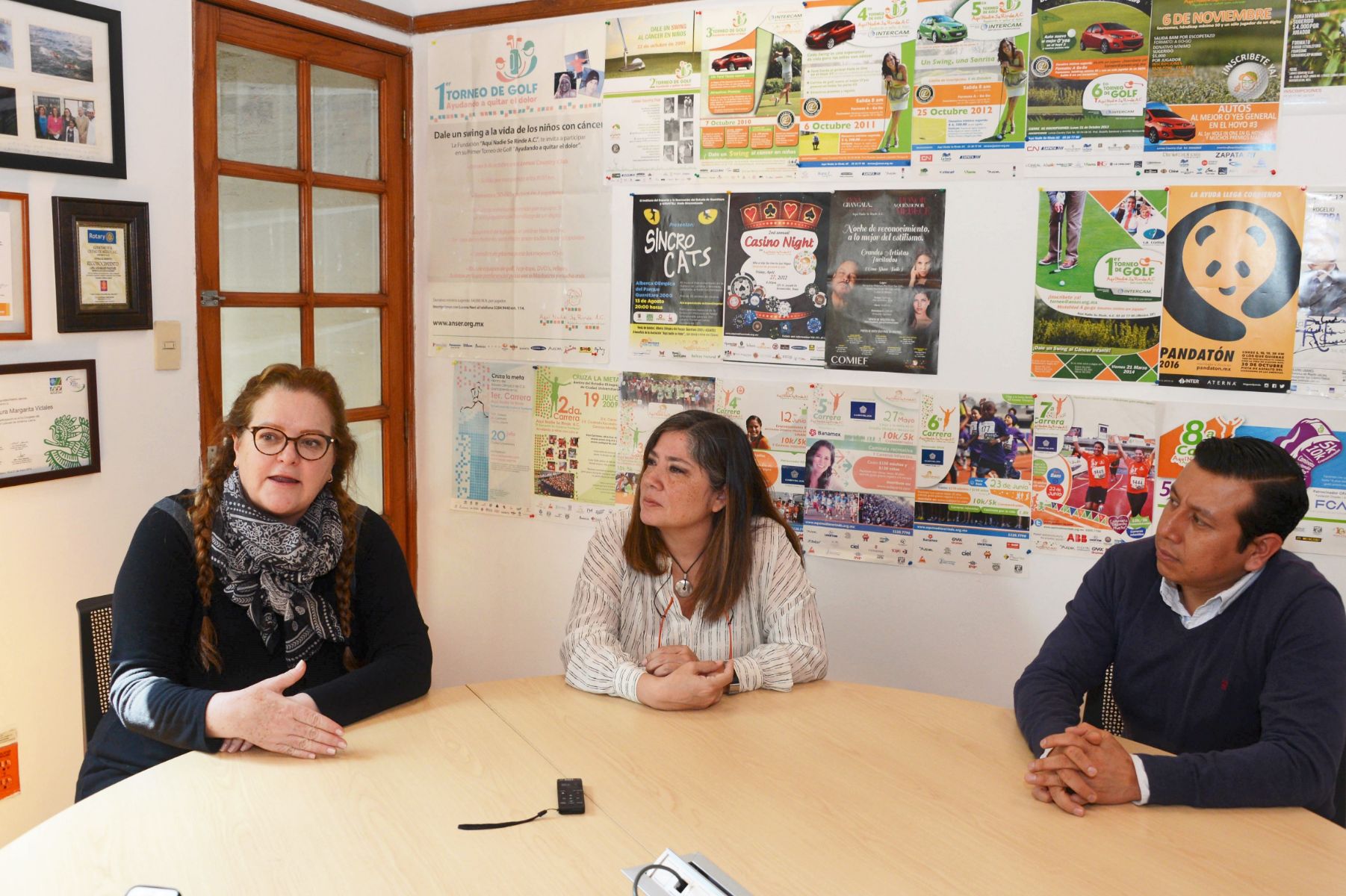 Laura Vidales, Gabriela Mercado y Óscar Alonso.