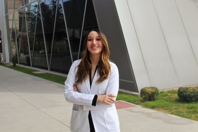 Katya Unzueta, estudiante de medicina del Tec de Monterrey, desarrolló la empresa DetectAn, la cual se especializa en realizar pruebas caseras de enfermedades, ahorrando los procesos de laboratorio y poniendo los exámenes al alcance de todos.