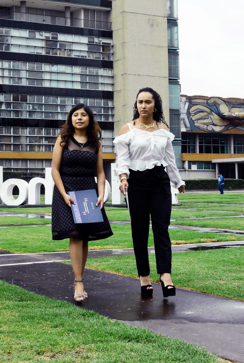 Itzel Paniagua Castro y Alondra Montserrat López López 