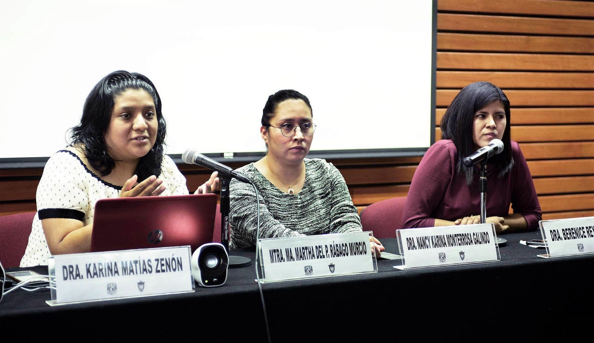Nancy Monterrosa Galindo, Karina Matías Zenón y Berenice Reyes Aguilar visitaron la Facultad de Derecho de la UNAM