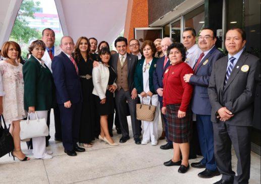 El IMSS está de pie gracias a sus trabajadores: Zoé Robledo