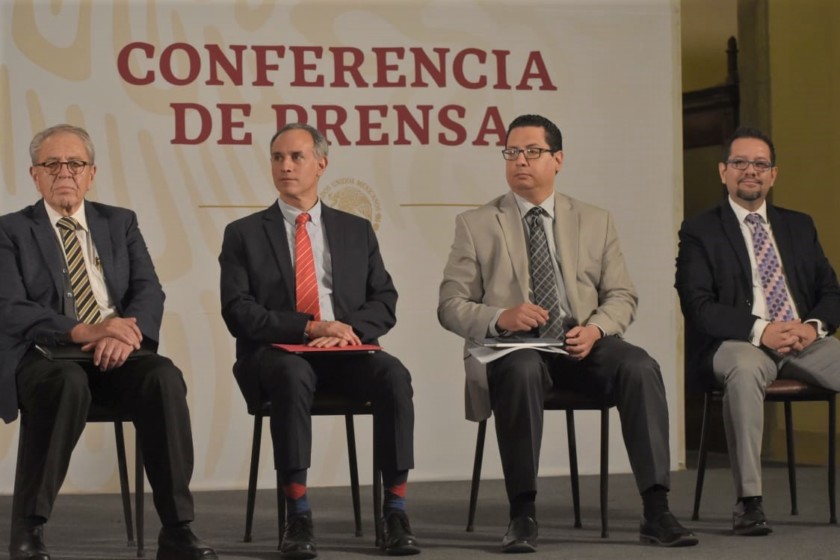Conferencia de prensa en Palacio Nacional