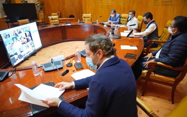 IMSS firma convenio con hospitales privados para atender a derechohabientes en Nuevo León