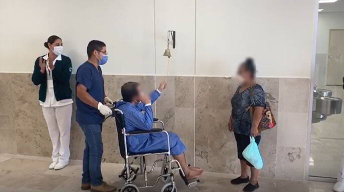 Egresa el primer paciente atendido por COVID-19 en el HGZ No. 92 en Ciudad Acuña