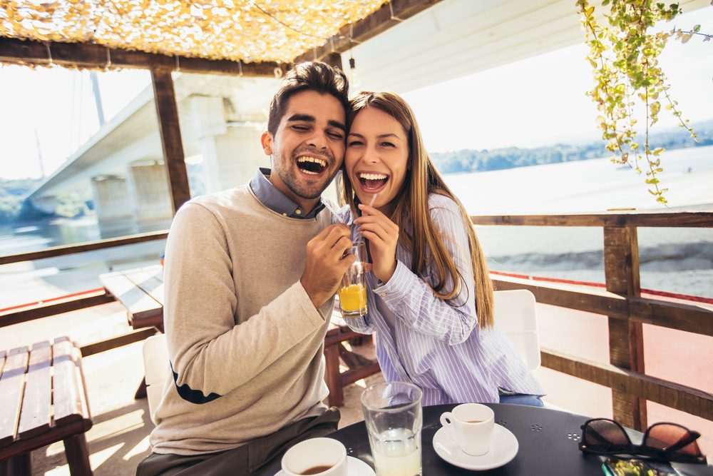 pareja feliz