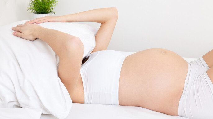 mujer embarazada con insomnio
