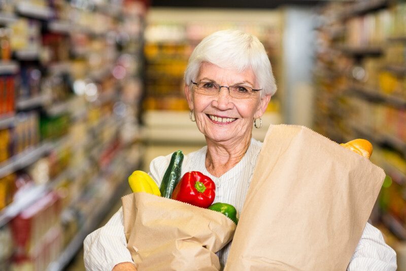 mujer adulta mayor