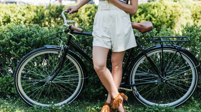 Chica en bici