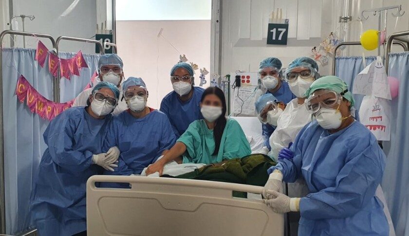 Paciente trasplantada de riñón celebra su cumpleaños en el HGR No.110 de Jalisco tras recuperarse de COVID-19