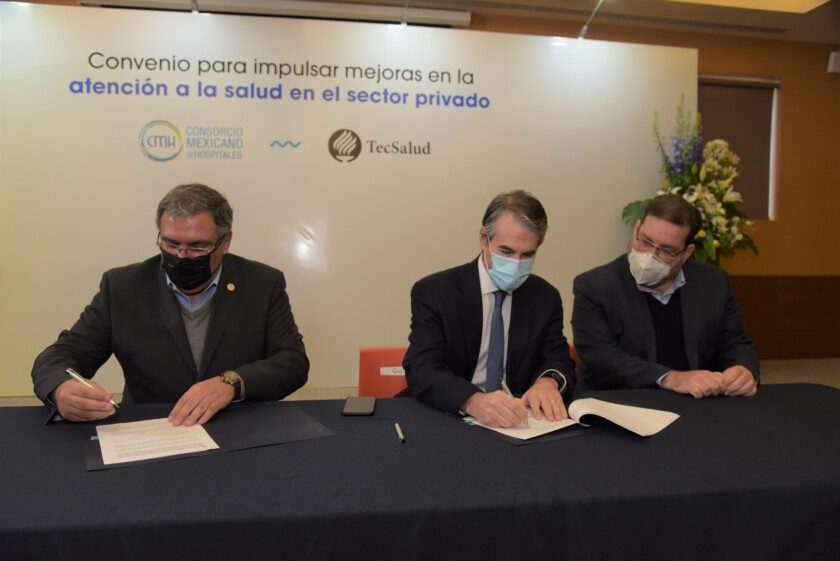 Firman Alianza TecSalud y Consorcio Mexicano de Hospitales para fortalecer la atención hospitalaria a nivel nacional