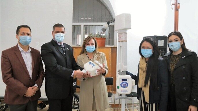 Donan equipo de rayos x móvil para el Servicio de Odontología Adultos del Hospital Civil de Guadalajara