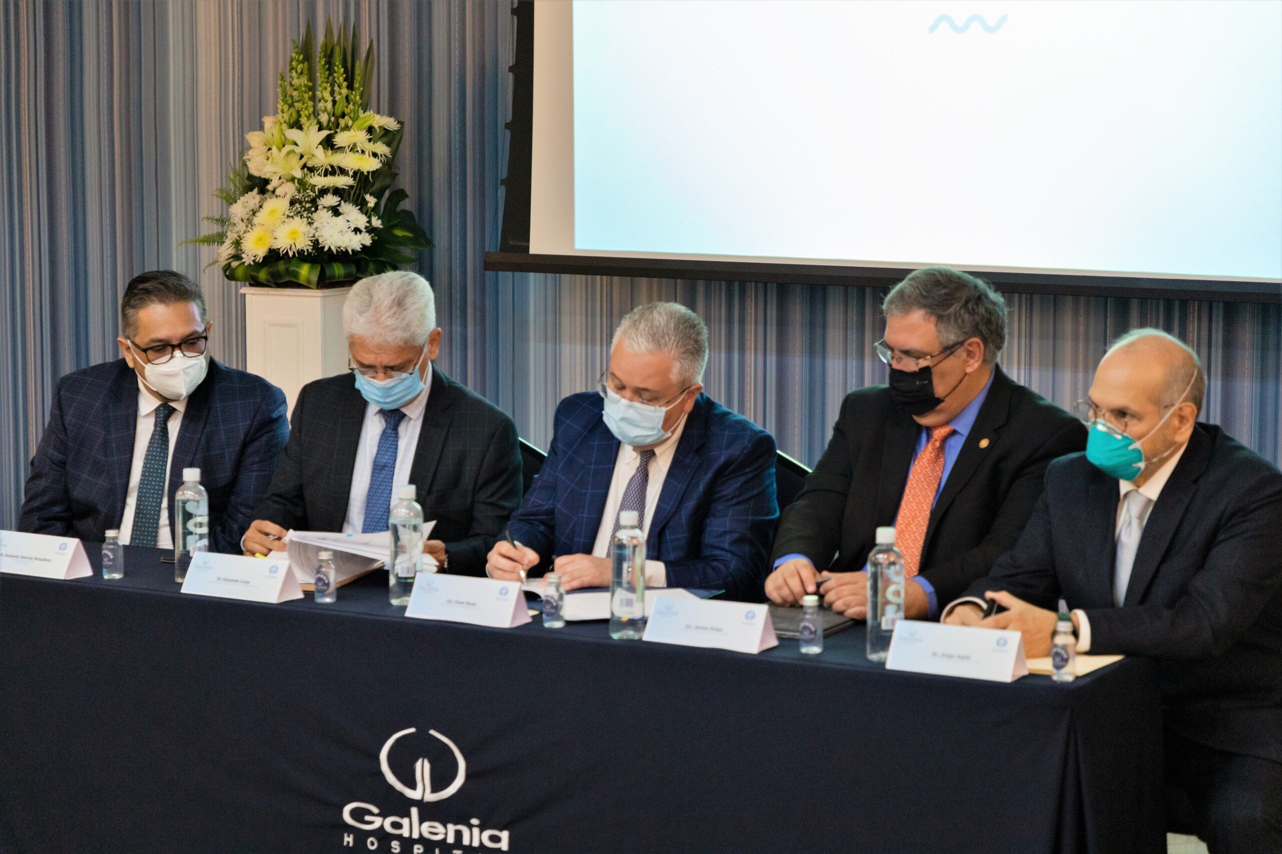 Firma de convenio de afiliación del Hospital Galenia a TecSalud Network