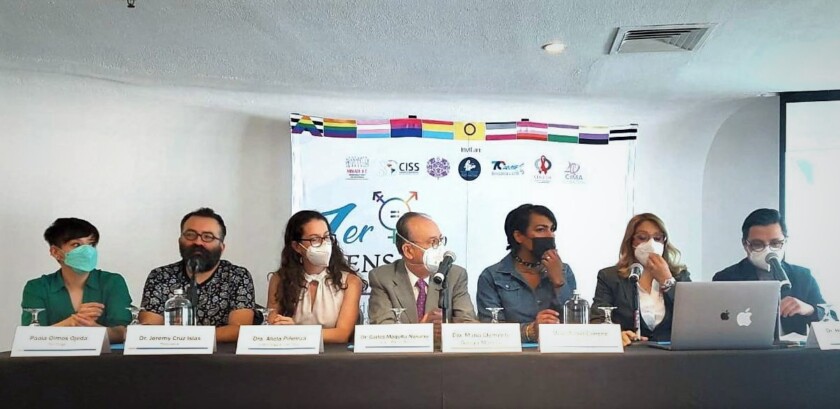 Ponentes conferencia de prensa del Primer Encuentro de Salud Integral (ENSAIN) para la comunidad LGBTIQ+ en la Ciudad de México