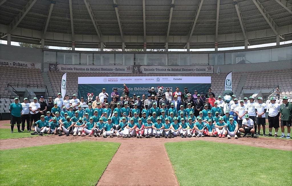 Astros mexicanos del béisbol e IMSS fomentan reactivación física y deporte