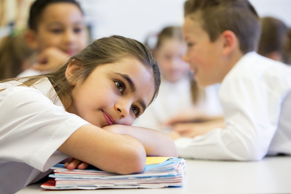 niños en escuela