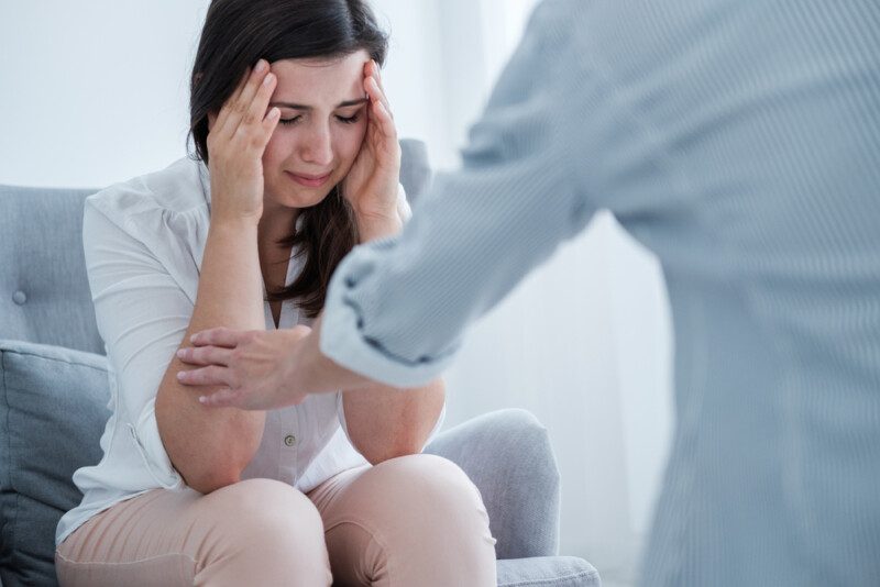 mujer llorando