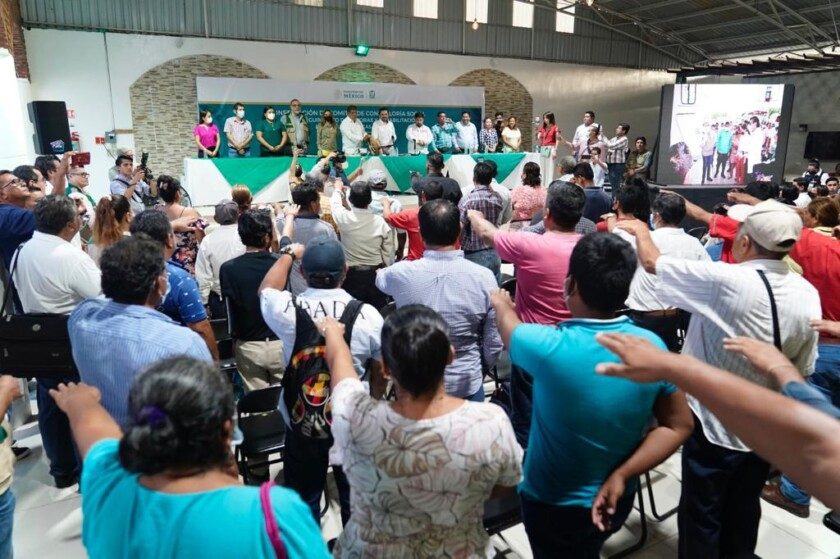 protesta a integrantes de los 14 comités ciudadanos de Unidades Médicas Rurales de la región del Soconuzco y del hospital de Huixtla