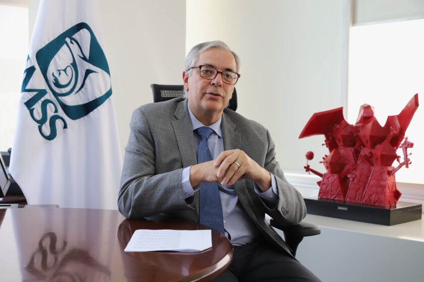 doctor Mauricio Hernández Ávila, director de Prestaciones Económicas y Sociales del IMSS