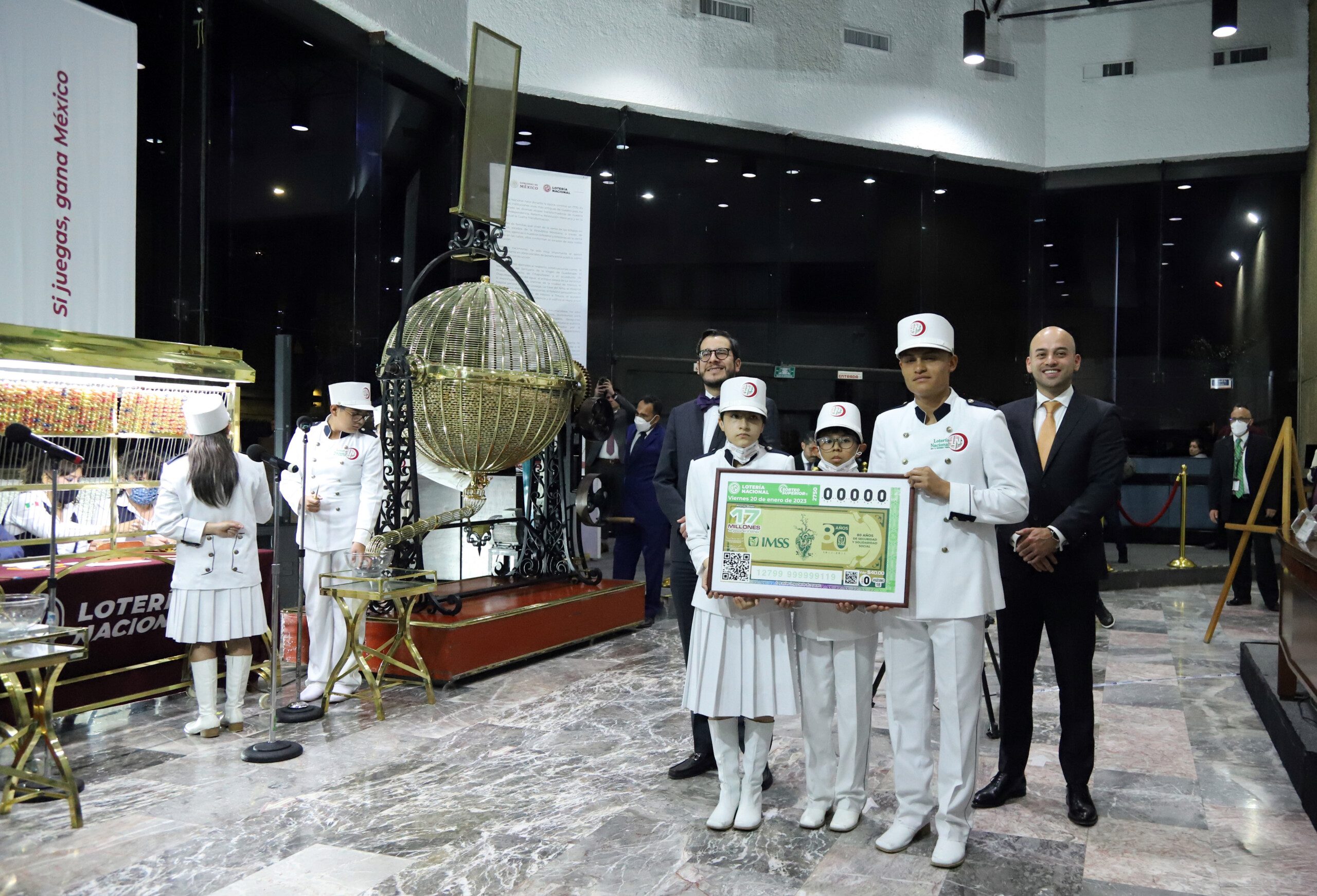 Lotería Nacional conmemora 80 aniversario del IMSS con Sorteo Superior No. 2750