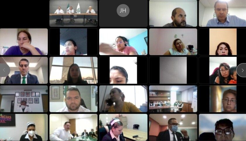 videoconferencia de la 111 reunión de trabajo de manera virtual con las madres y los padres de menores bajo tratamiento oncológico.