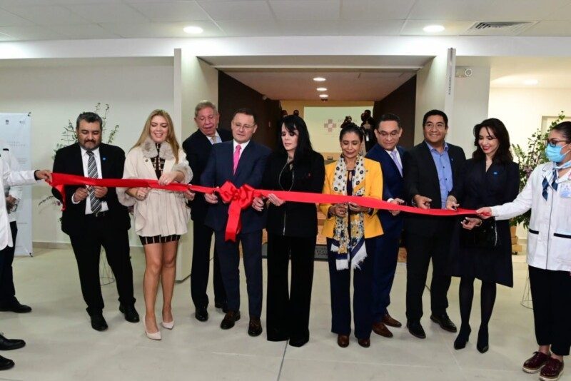 ceremonia de reinauguración del auditorio