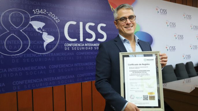 secretario general de la CISS, Álvaro Velarca Hernández