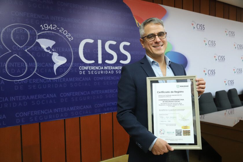 secretario general de la CISS, Álvaro Velarca Hernández