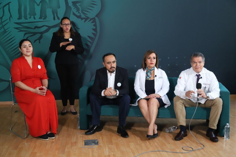 Evento de campaña “VIVE SALUDableMENTE” con Juan Manuel Quijada Gaitán, Director General de Servicios de Atención Psiquiátrica (SAP); directora de Prestaciones Médicas del IMSS, Célida Duque Molina; y el Director Médico del ISSSTE, Ramiro López Elizalde.