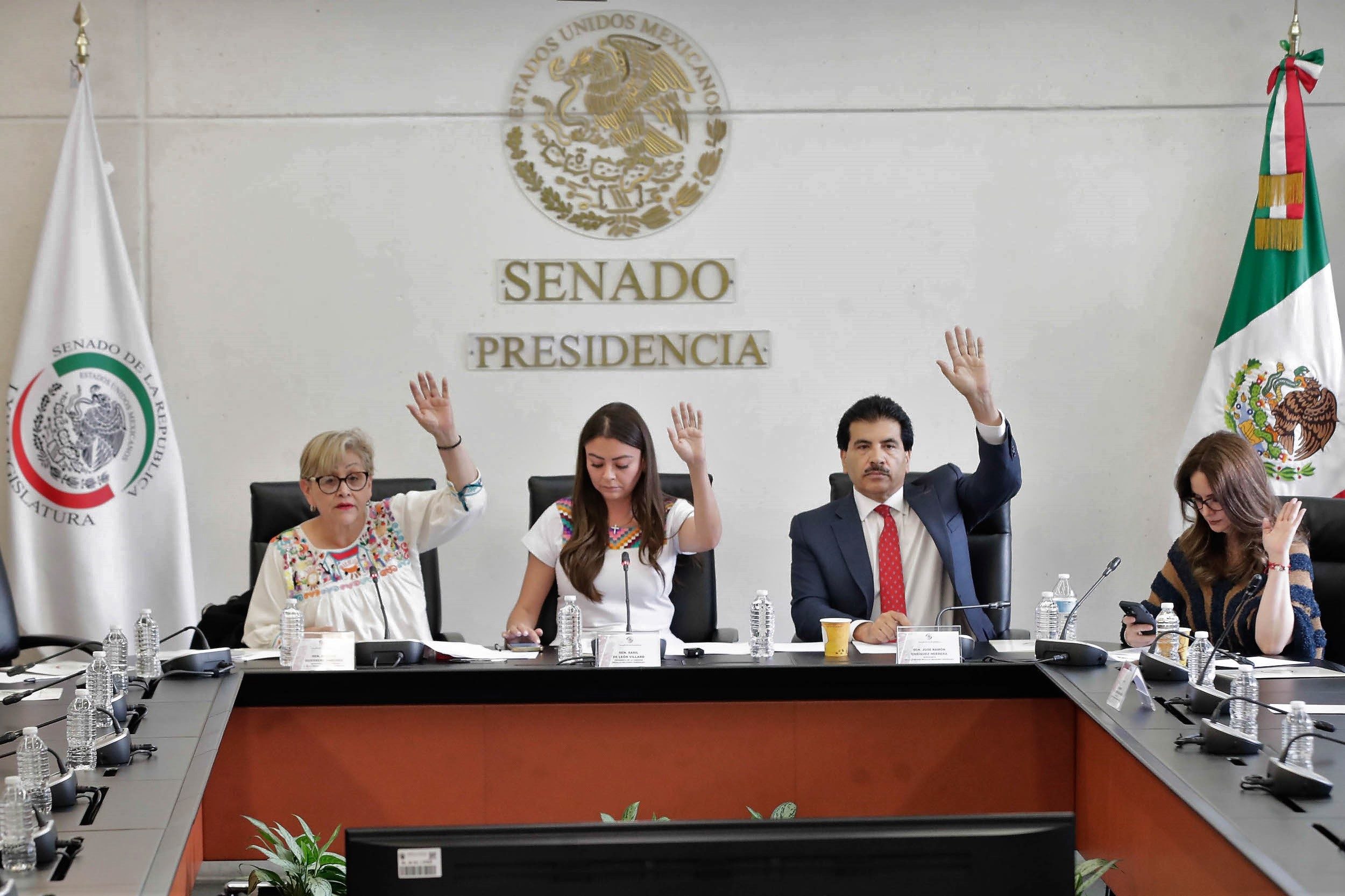 Votación comisión Medalla Belisario Domínguez a Elena Poniatowska