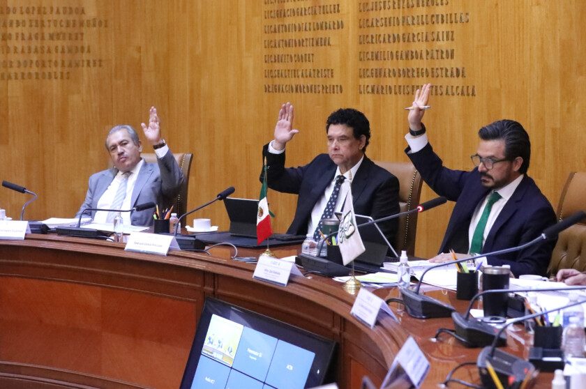 Votación sesión ordinaria H. Consejo Técnico del Instituto Mexicano del Seguro Social (IMSS)