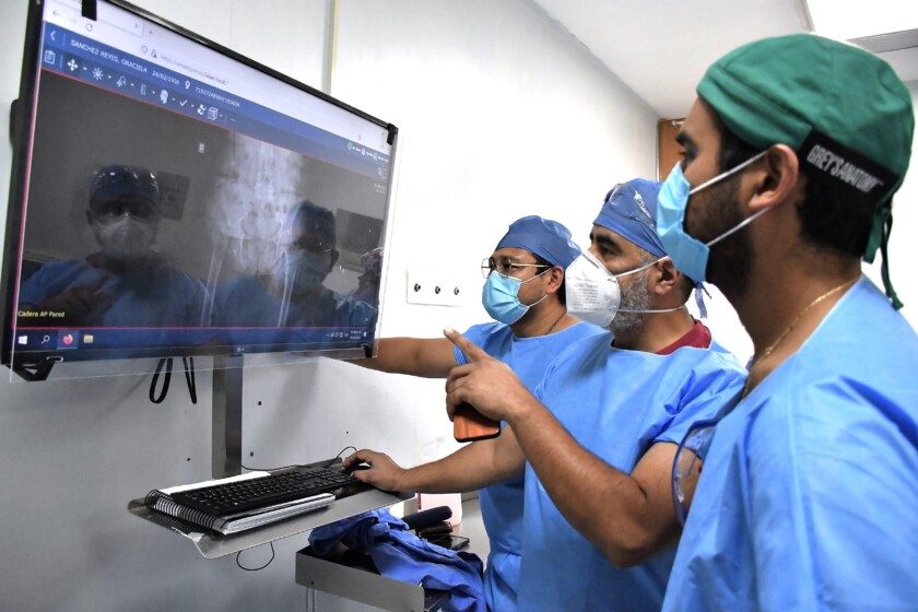 Con Telemedicina, IMSS brindó atención a más de 3 mil derechohabientes con problemas ortopédicos.